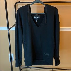 VS Sport Hoodie Vneck
